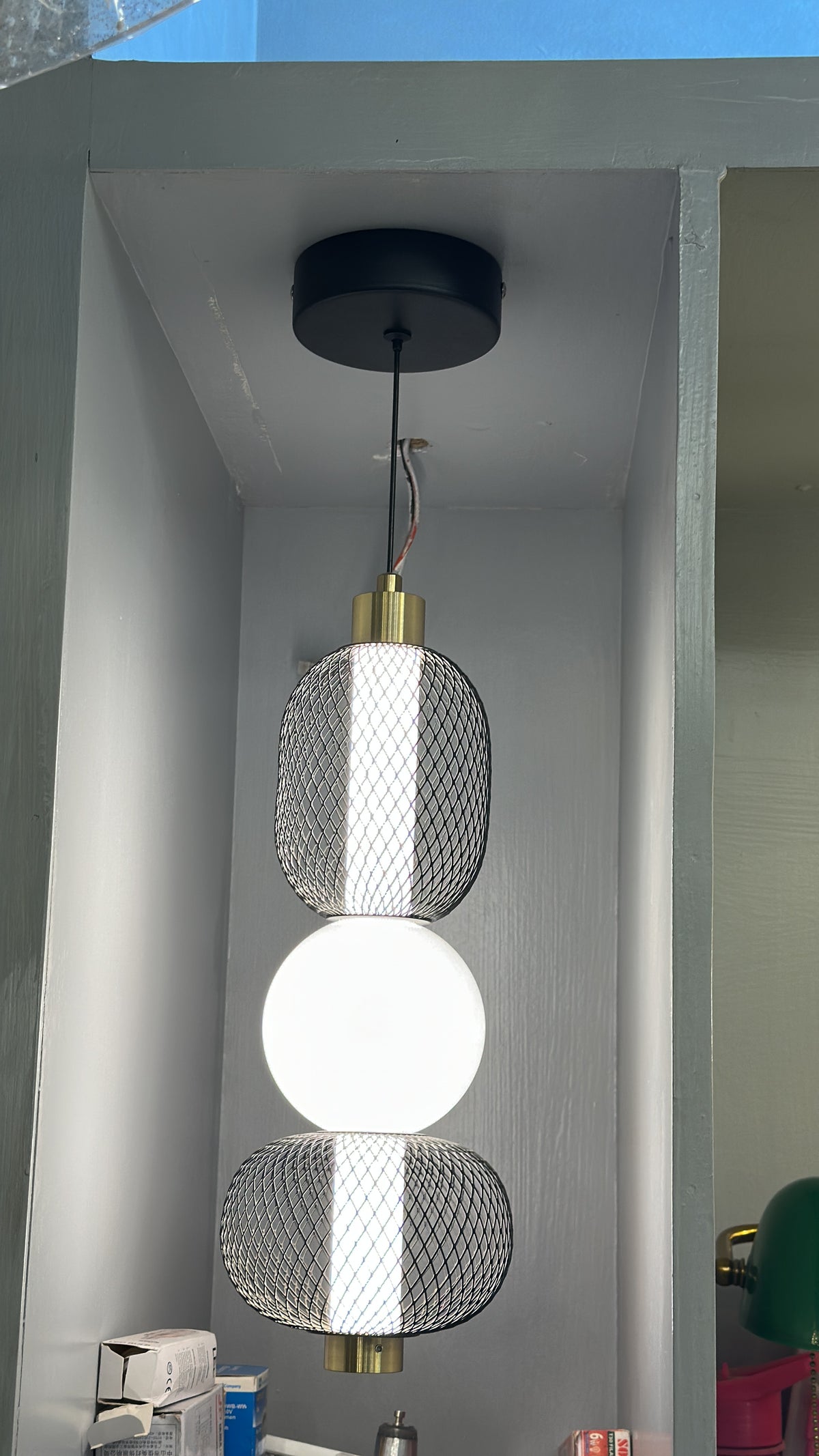 Orion Mesh Pendant Light