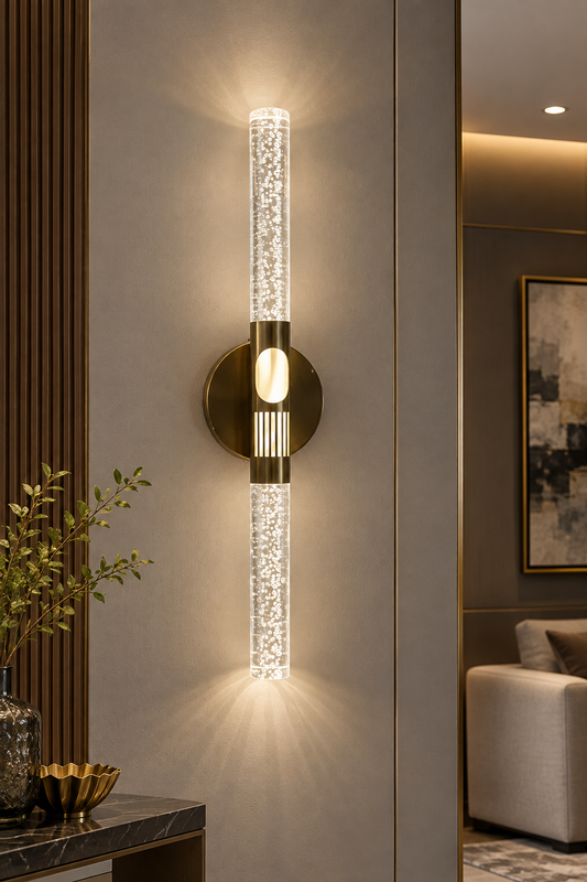 Elaris Vertical Wall Light